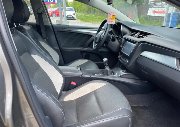Toyota Avensis cena 57900 przebieg: 170000, rok produkcji 2018 z Piekary Śląskie małe 407